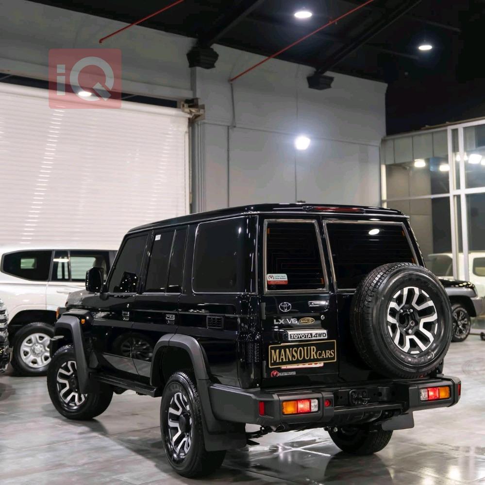 تويوتا لاند كروزر 70